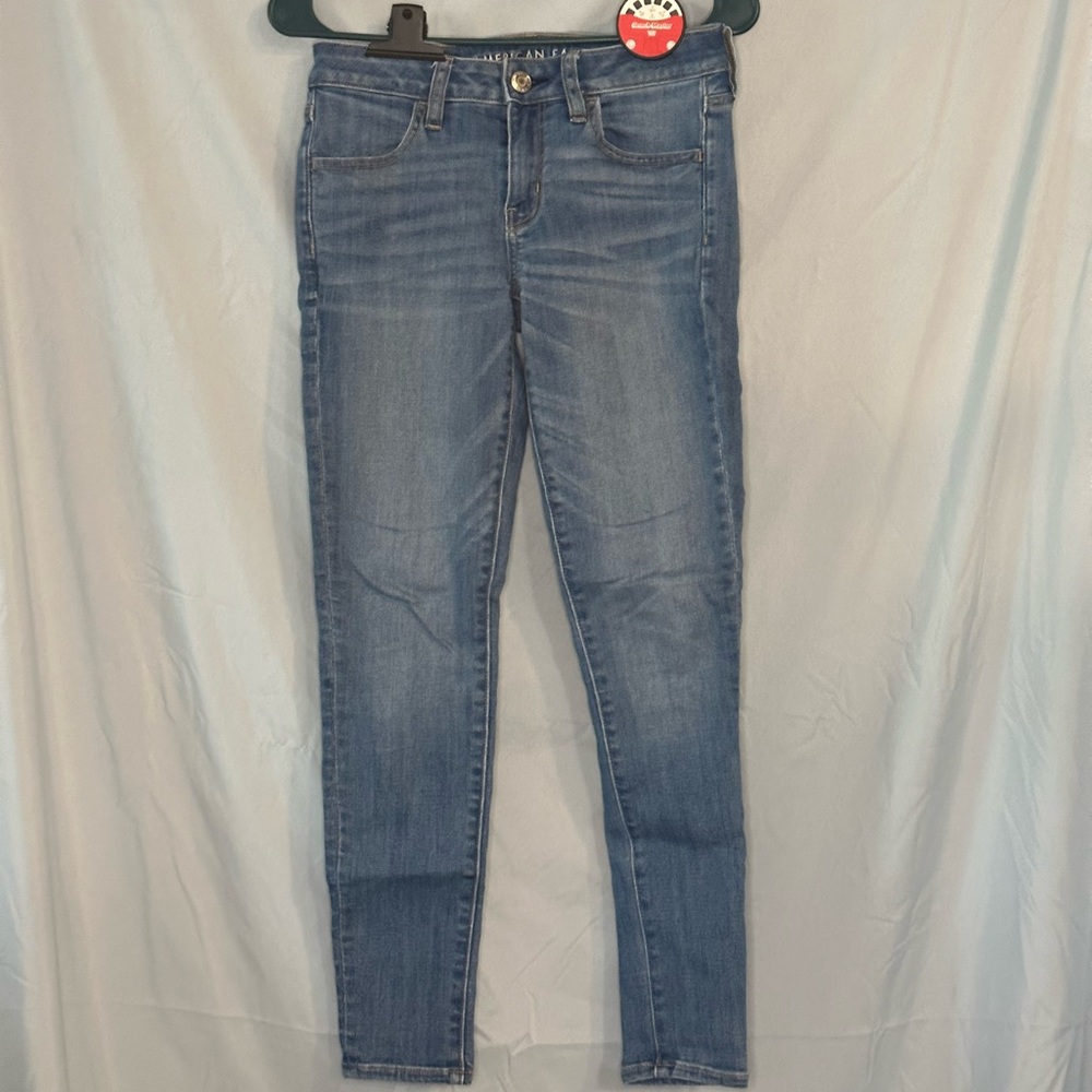 American Eagle Size 2 Jegging Jeans